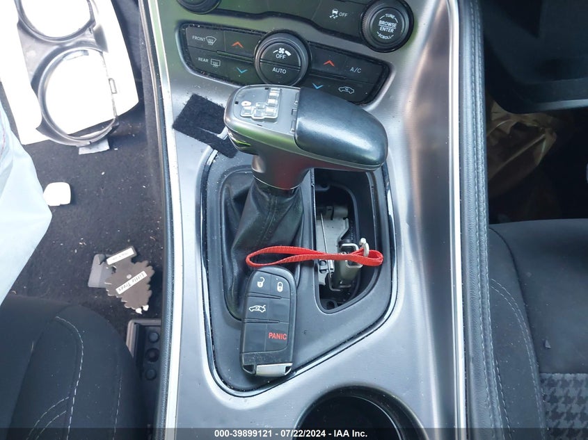 2020 DODGE CHALLENGER SXT - 2C3CDZAGXLH222311