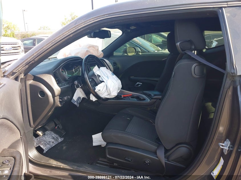 2020 DODGE CHALLENGER SXT - 2C3CDZAGXLH222311