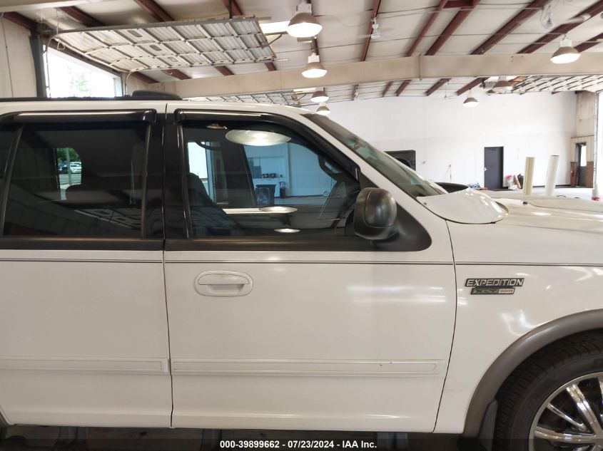 2000 Ford Expedition Xlt VIN: 1FMRU15L5YLC37478 Lot: 39899662