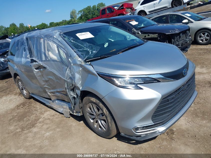 5TDJSKFC2MS024296 2021 TOYOTA SIENNA - Image 1