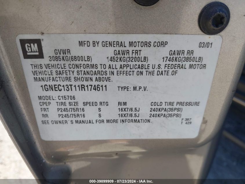 2001 Chevrolet Tahoe C1500 VIN: 1GNEC13T11R174611 Lot: 39899909
