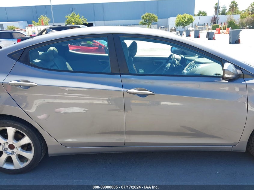 2012 Hyundai Elantra Limited VIN: 5NPDH4AE5CH090930 Lot: 39900005