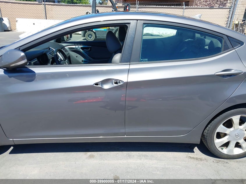 2012 Hyundai Elantra Limited VIN: 5NPDH4AE5CH090930 Lot: 39900005