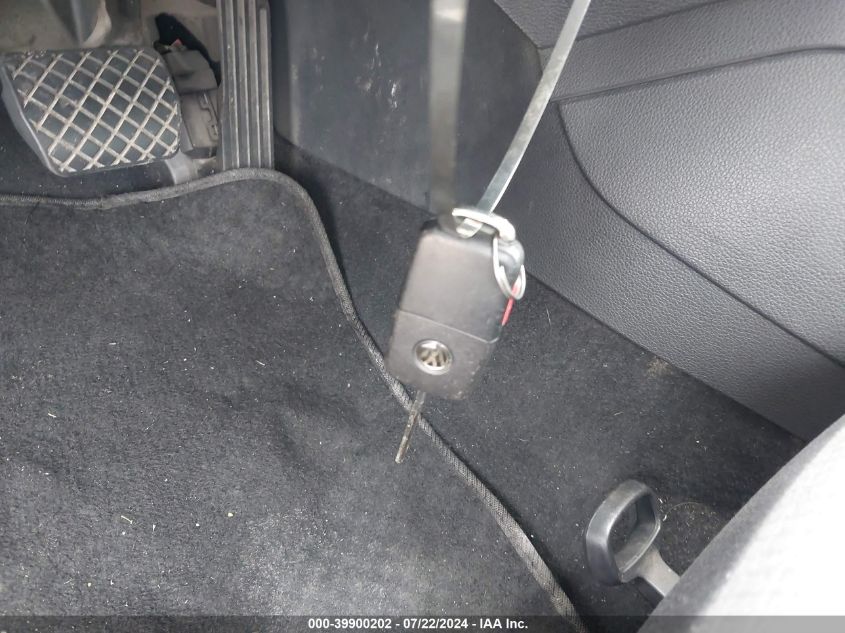 2017 Volkswagen Jetta 1.4T S VIN: 3VW2B7AJ7HM261778 Lot: 39900202