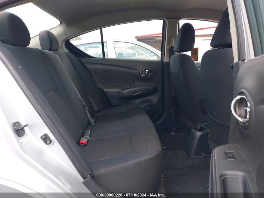 2013 Nissan Versa 1.6 Sl VIN: 3N1CN7AP9DL820950 Lot: 39900228