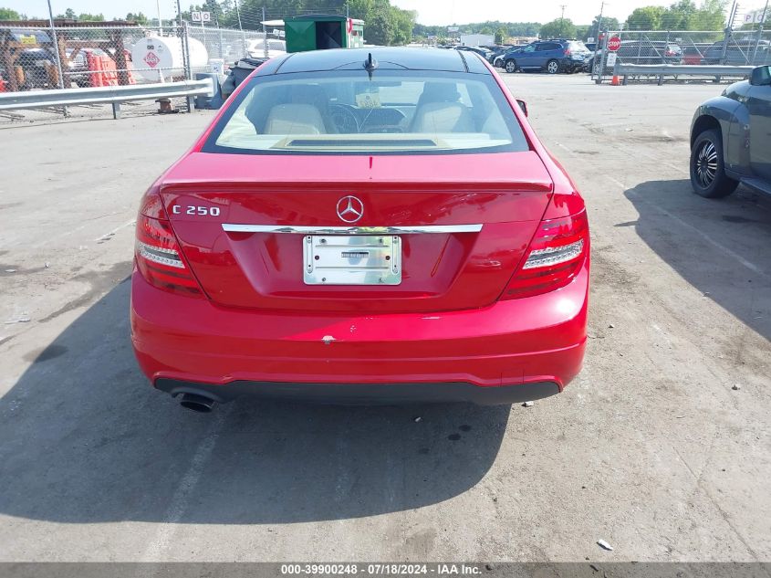 2012 Mercedes-Benz C 250 250 VIN: WDDGJ4HB9CF900153 Lot: 39900248