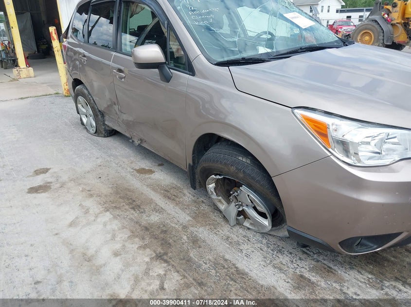 2016 Subaru Forester 2.5I Premium VIN: JF2SJAFC2GH466278 Lot: 39900411