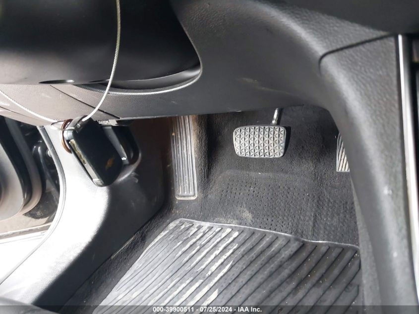 2018 Chevrolet Impala 1Lt VIN: 2G1105S33J9119525 Lot: 39900511