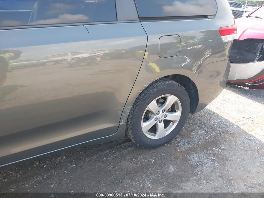 2012 Toyota Sienna Le VIN: 5TDKA3DC6CS013624 Lot: 39900513
