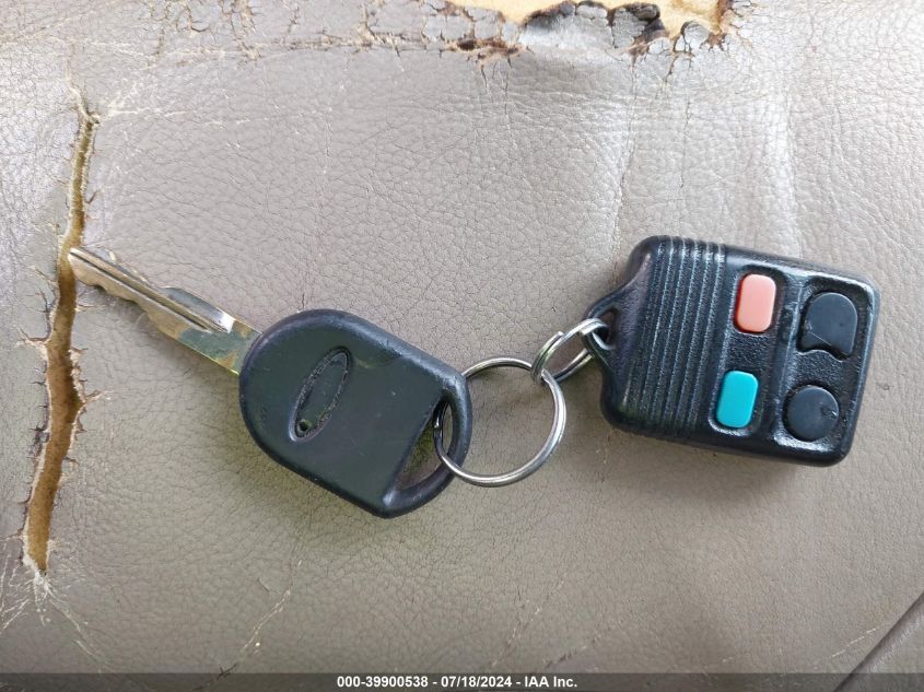 2004 Ford Expedition Eddie Bauer VIN: 1FMPU17L44LA94148 Lot: 39900538