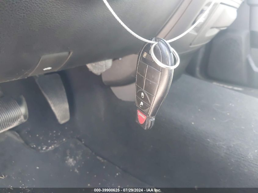 2019 Ram 1500 Classic Slt Regular Cab 4X4 8' Box VIN: 3C6JR7ET1KG526729 Lot: 39900625