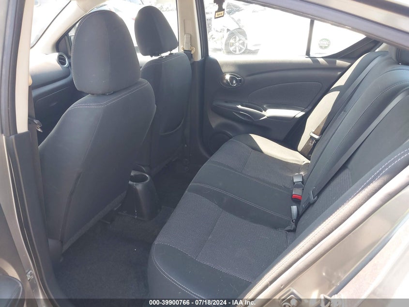 2019 Nissan Versa S/S Plus/Sv VIN: 3N1CN7AP5KL815354 Lot: 39900766