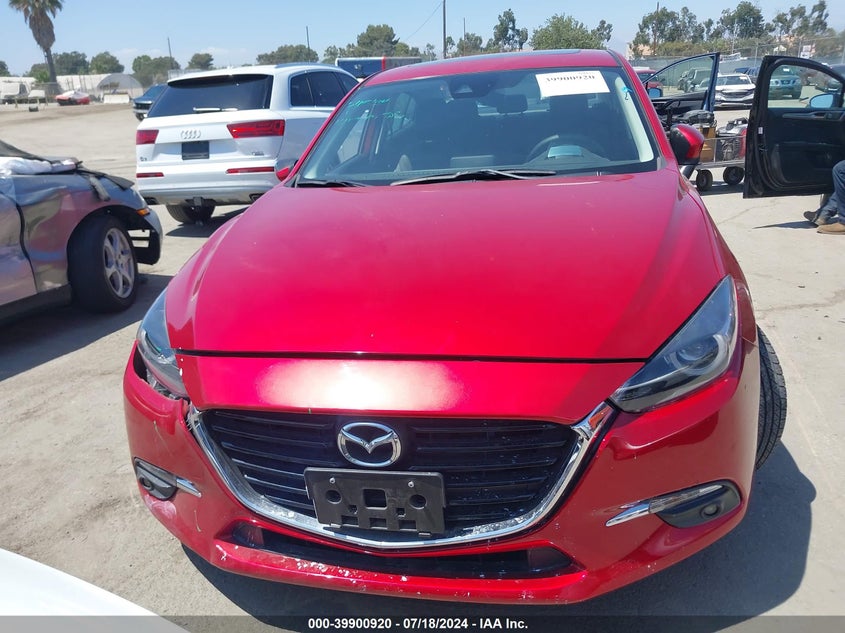 2018 MAZDA MAZDA3 GRAND TOURING - 3MZBN1W32JM257190