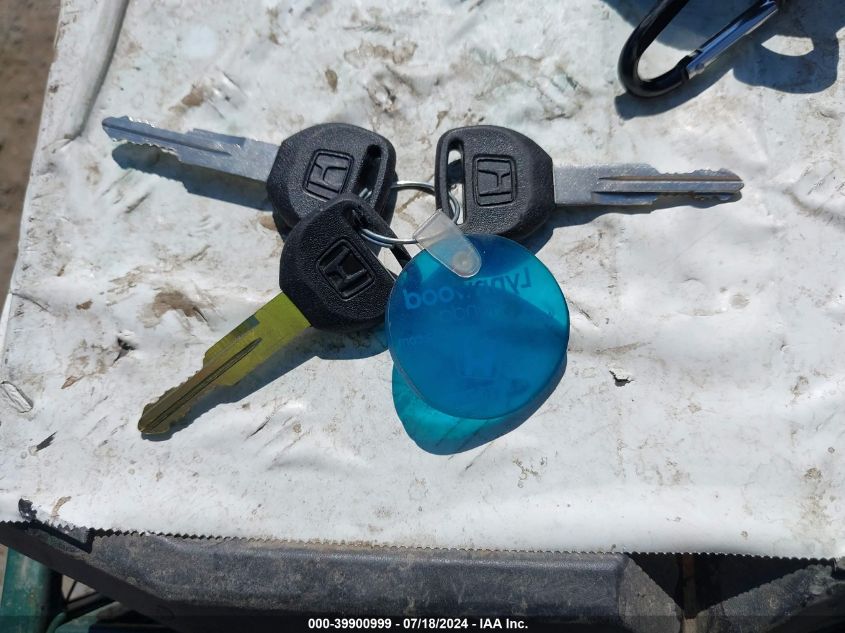 1995 Honda Accord Lx VIN: 1HGCE182XSA012827 Lot: 39900999