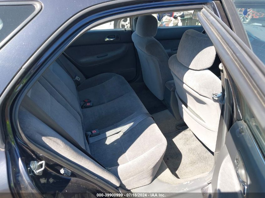 1995 Honda Accord Lx VIN: 1HGCE182XSA012827 Lot: 39900999