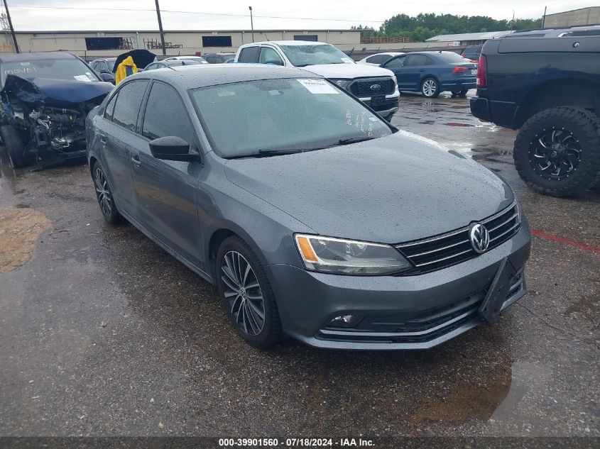 3VWD17AJ6GM215711 2016 VOLKSWAGEN JETTA - Image 1