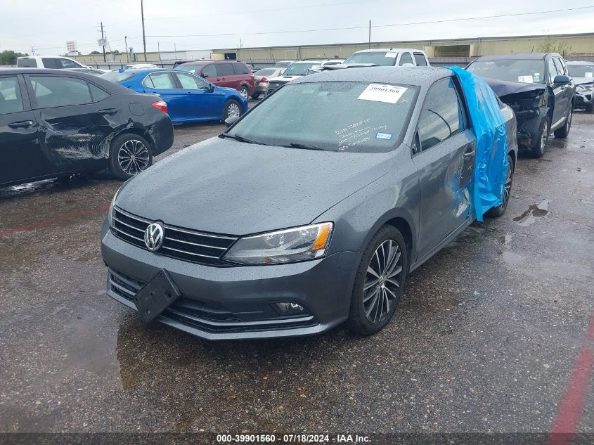 3VWD17AJ6GM215711 2016 VOLKSWAGEN JETTA - Image 2