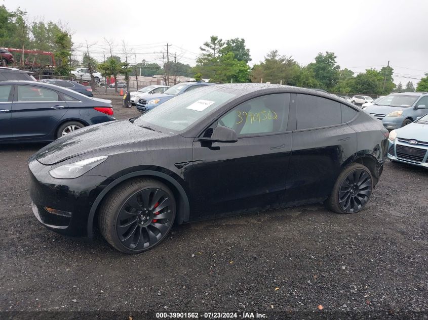 2022 Tesla Model Y Performance Dual Motor All-Wheel Drive VIN: 7SAYGDEF2NF546622 Lot: 39901562