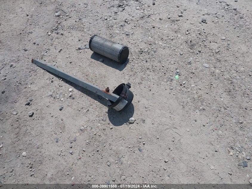 2002 Chevrolet Express VIN: 1GCHG39R421236522 Lot: 39901588