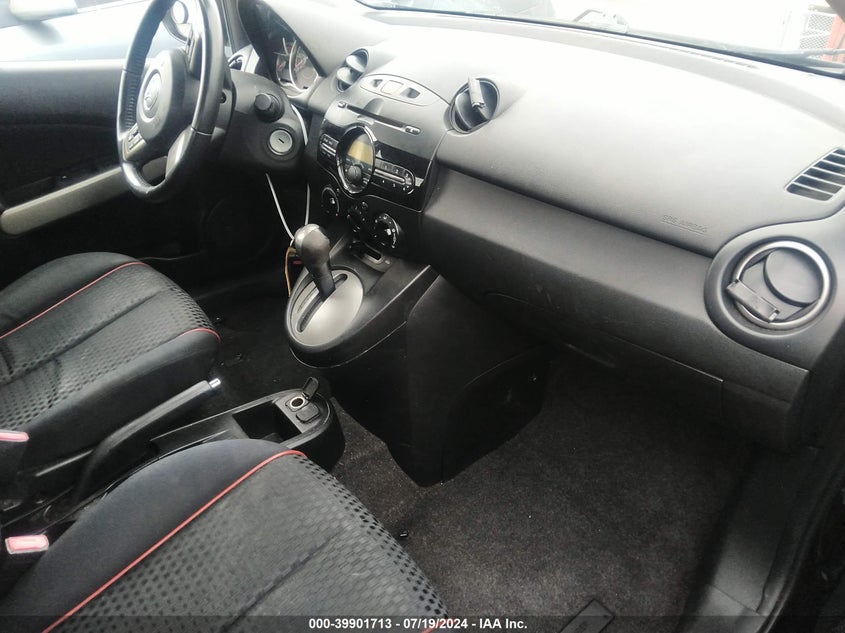 2011 Mazda Mazda2 Touring VIN: JM1DE1HY5B0109835 Lot: 39901713