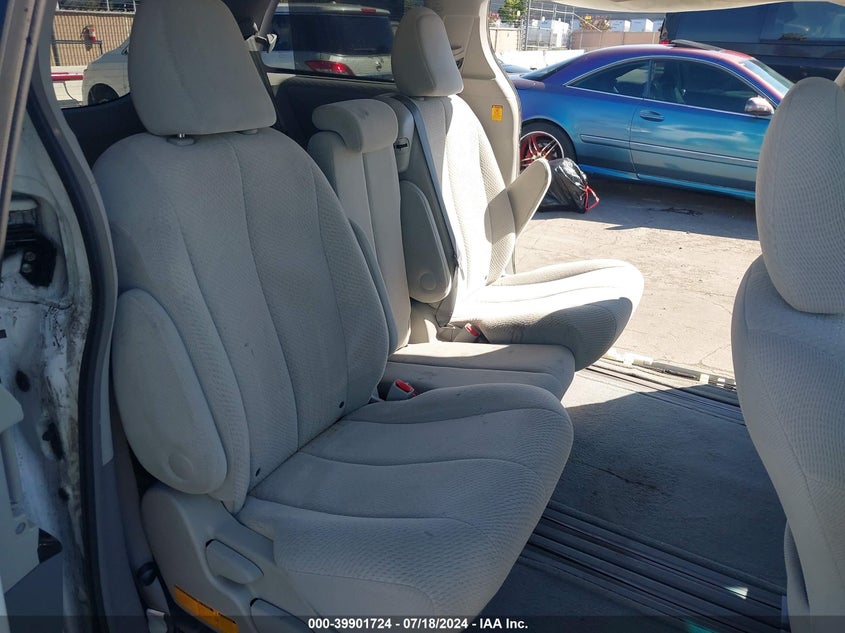 2012 Toyota Sienna Le VIN: 5TDKK3DC9CS205357 Lot: 39901724