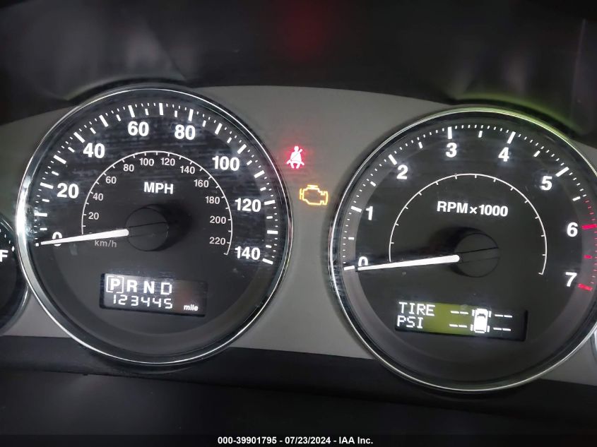 2010 Jeep Commander Limited VIN: 1J4RG5GT7AC137110 Lot: 39901795