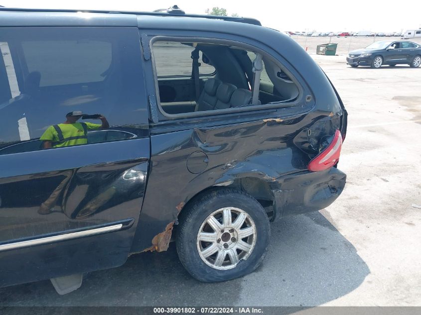 2005 Chrysler Town & Country Touring VIN: 2C4GP54L65R474060 Lot: 39901802