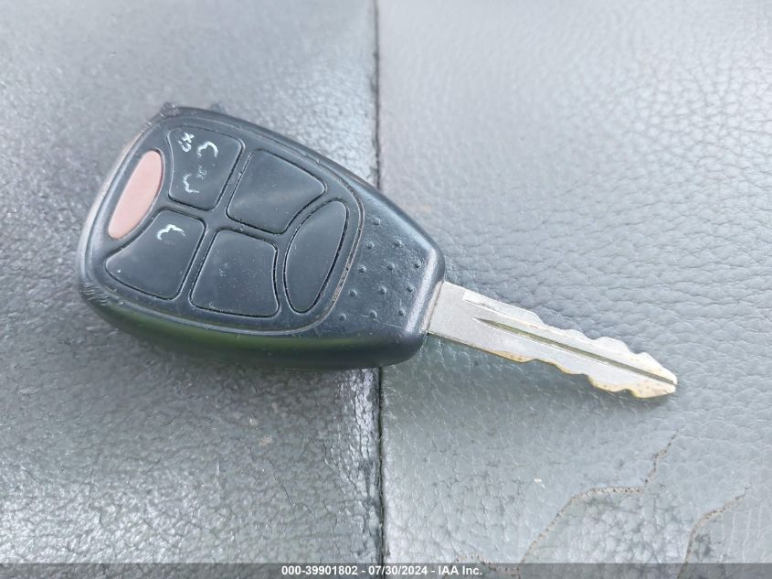 2005 Chrysler Town & Country Touring VIN: 2C4GP54L65R474060 Lot: 39901802