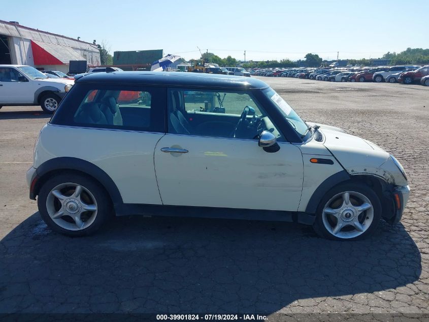 2006 Mini Cooper VIN: WMWRC33566TK72130 Lot: 39901824