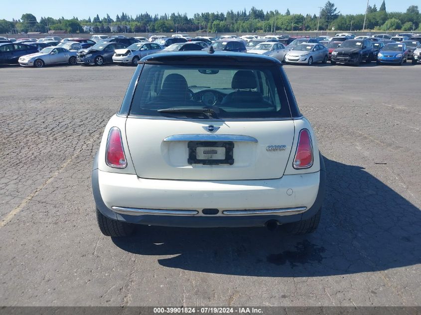 2006 Mini Cooper VIN: WMWRC33566TK72130 Lot: 39901824