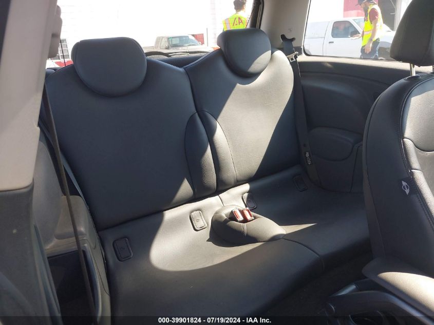 2006 Mini Cooper VIN: WMWRC33566TK72130 Lot: 39901824