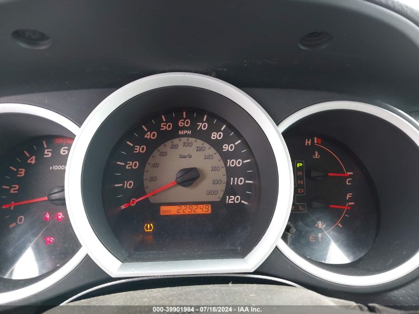 2011 Toyota Tacoma Double Cab Prerunner VIN: 3TMJU4GN7BM115647 Lot: 39901984