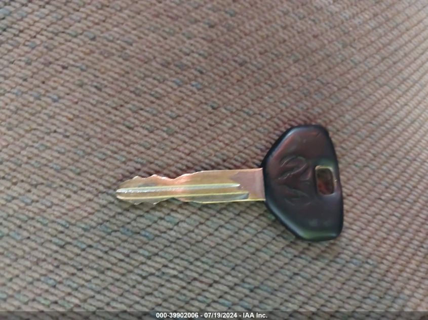 1996 Dodge Ram 1500 VIN: 3B7HC13Z8TG114757 Lot: 39902006