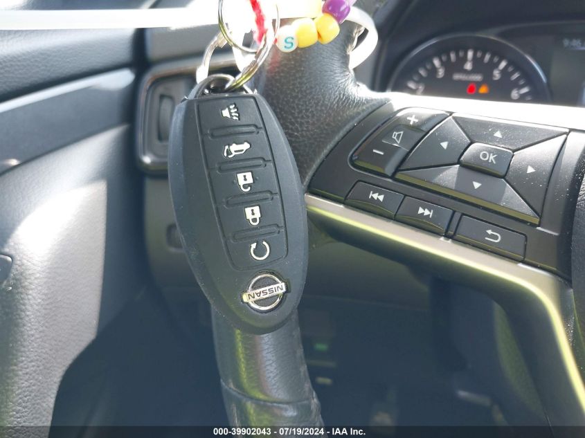 2017 Nissan Rogue Sv VIN: KNMAT2MT0HP574810 Lot: 39902043