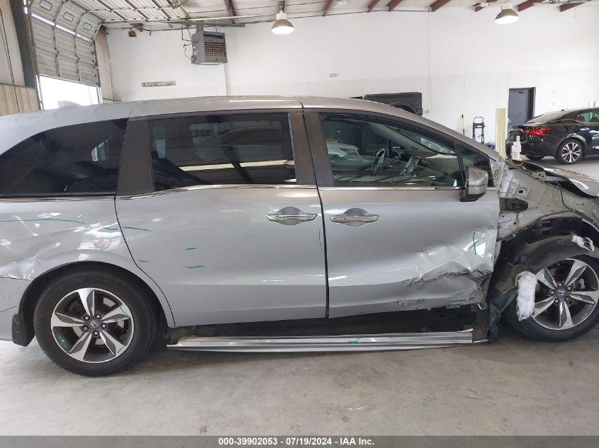 2018 Honda Odyssey Touring VIN: 5FNRL6H84JB077520 Lot: 39902053