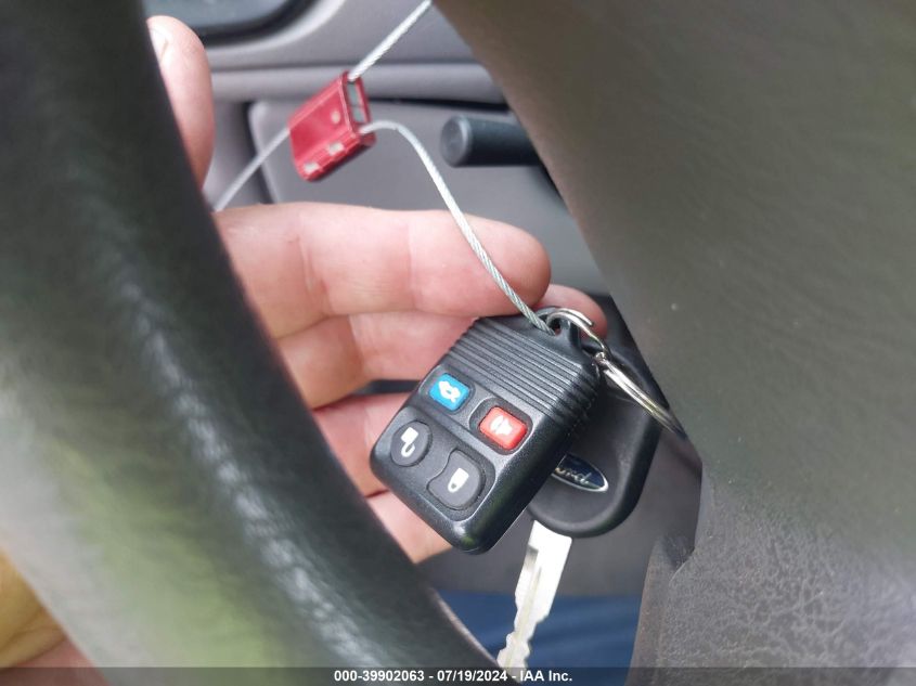 2002 Ford Taurus Se VIN: 1FAHP58U42A170609 Lot: 39902063