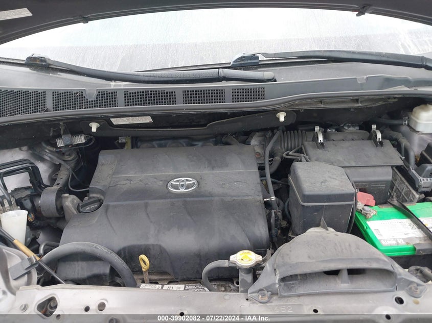 2014 Toyota Sienna Xle 7 Passenger VIN: 5TDDK3DC9ES079884 Lot: 39902082