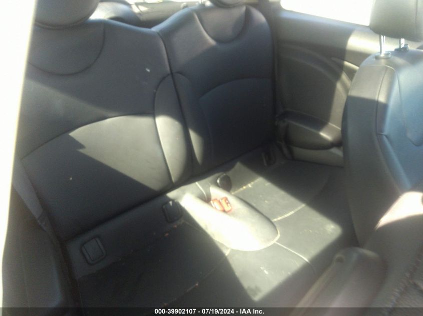 2012 Mini Cooper VIN: WMWSU3C57CT258263 Lot: 39902107