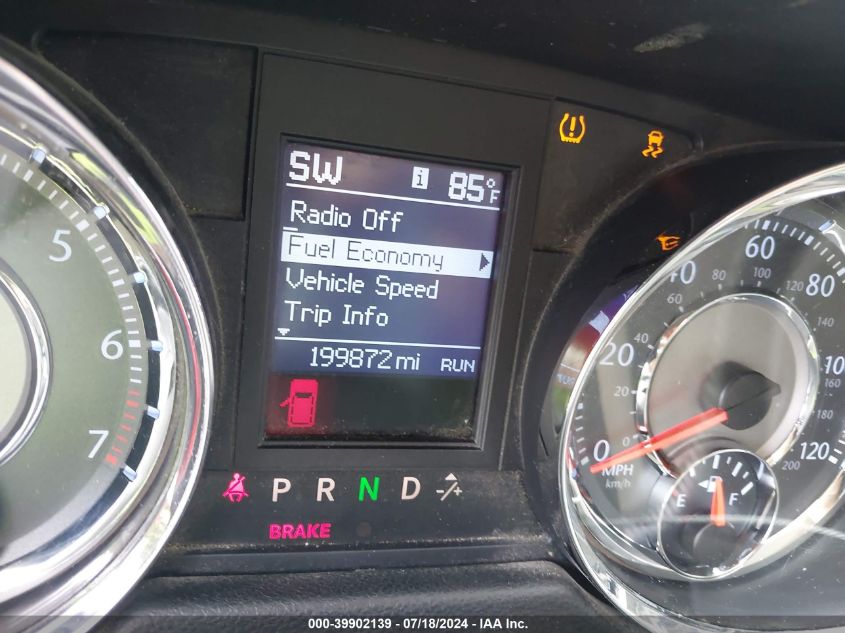 2011 Chrysler Town & Country Touring VIN: 2A4RR5DG8BR775456 Lot: 39902139