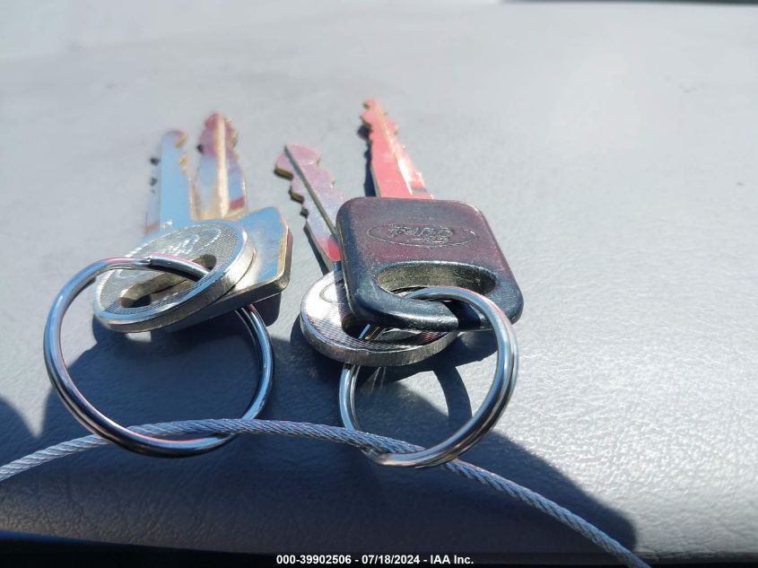 1996 Ford Thunderbird Lx VIN: 1FALP62W1TH169310 Lot: 39902506