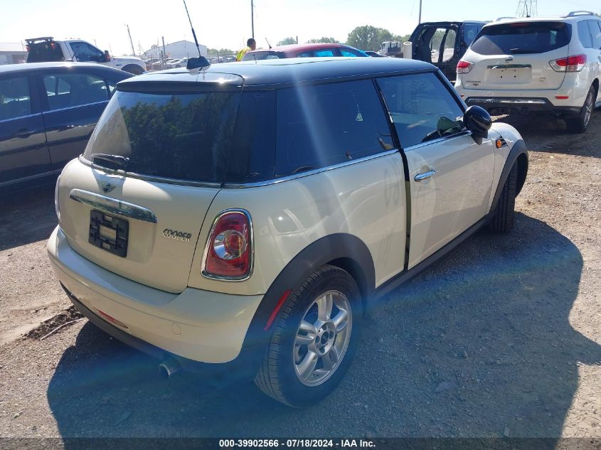 2013 Mini Cooper VIN: WMWSU3C58DT548769 Lot: 39902566