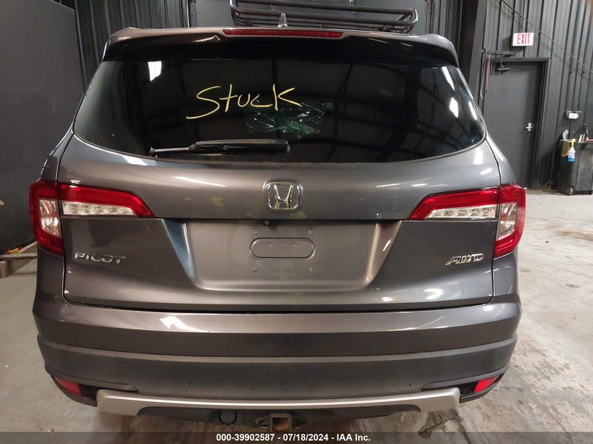 VIN 5FNYF6H33KB084046 2019 HONDA PILOT EX