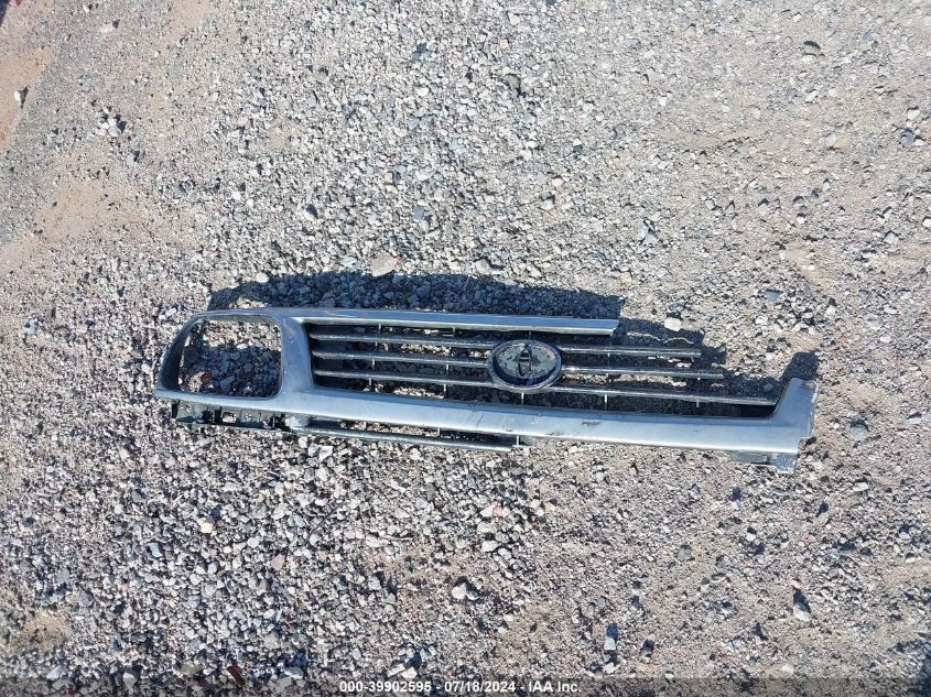 1995 Toyota Tacoma Xtracab VIN: 4TAUN53B2SZ064712 Lot: 39902595