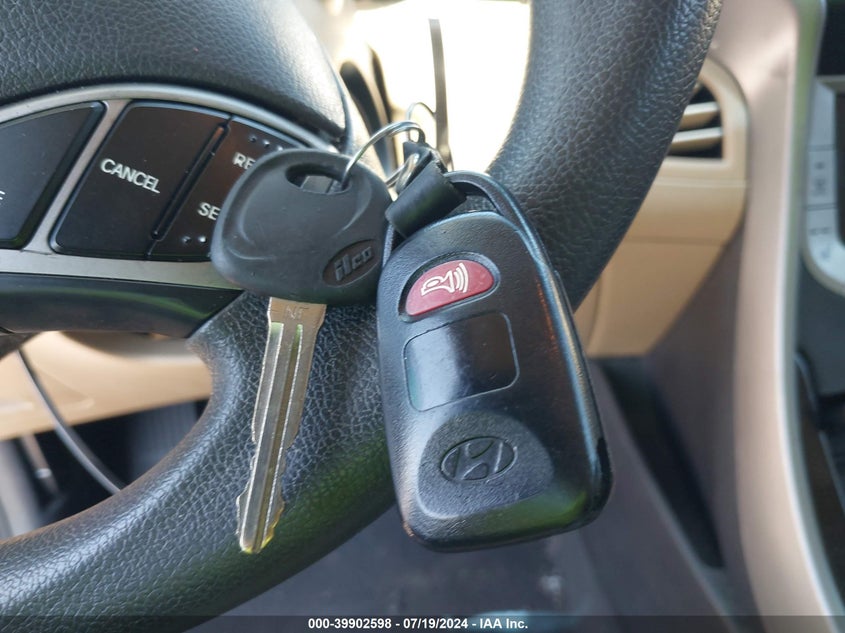 2013 Hyundai Elantra Gls VIN: 5NPDH4AE8DH203268 Lot: 39902598
