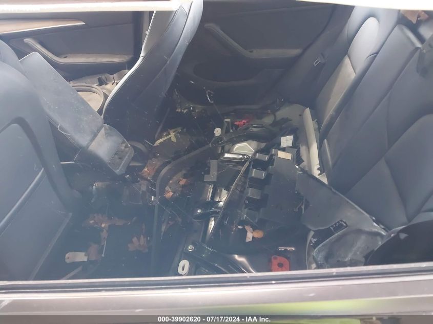 2022 Tesla Model 3 Long Range Dual Motor All-Wheel Drive VIN: 5YJ3E1EB4NF192272 Lot: 39902620