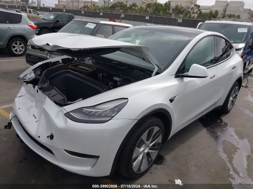 5YJYGDEE6MF217795 2021 TESLA MODEL Y - Image 2