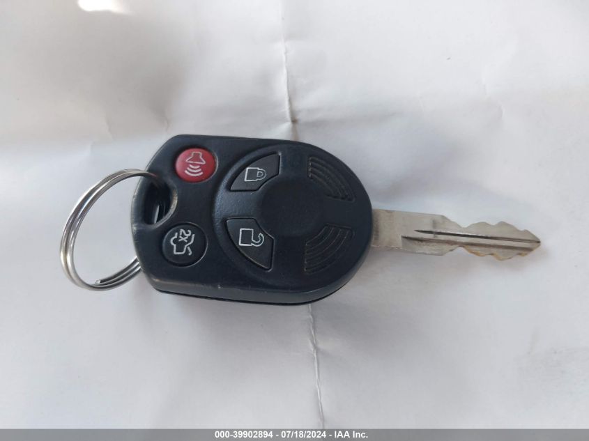 2011 Ford Expedition Xlt VIN: 1FMJU1H53BEF41317 Lot: 39902894