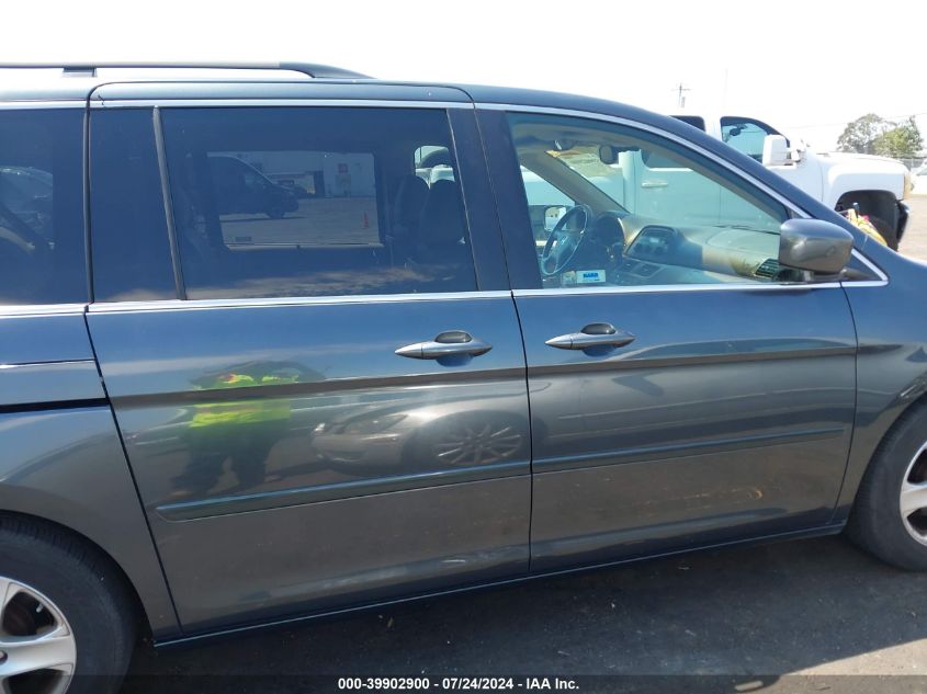 2005 Honda Odyssey Touring VIN: 5FNRL38865B002810 Lot: 39902900