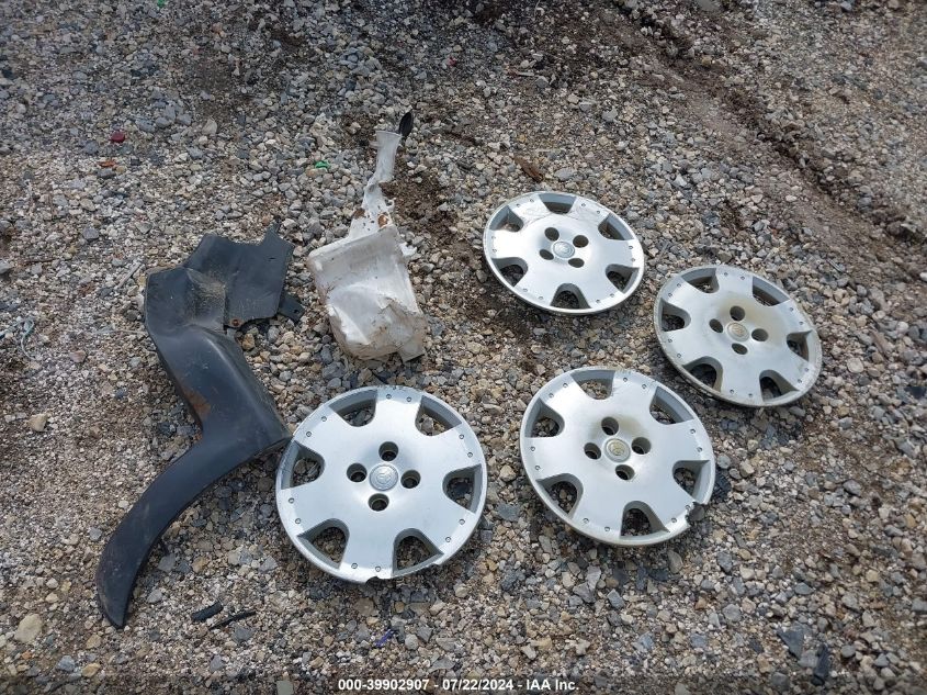 2001 Toyota Echo VIN: JTDAT123110178803 Lot: 39902907