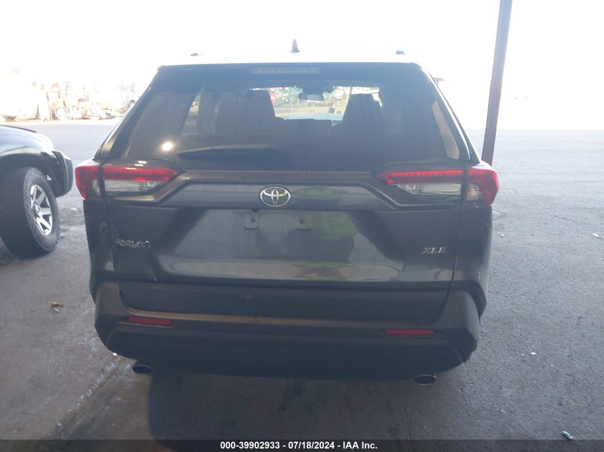 2021 TOYOTA RAV4 XLE/XLE PREMIUM - 2T3W1RFV4MC126153